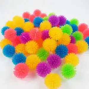 10 pièces de balles à macher pour chat multicolores