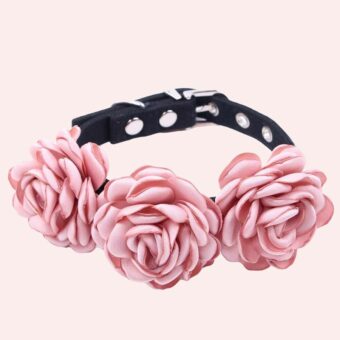 Collier chat avec 3 roses très mignon à la mode