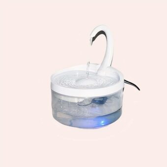 Fontaine à eau potable intelligente pour chat à la mode blanc