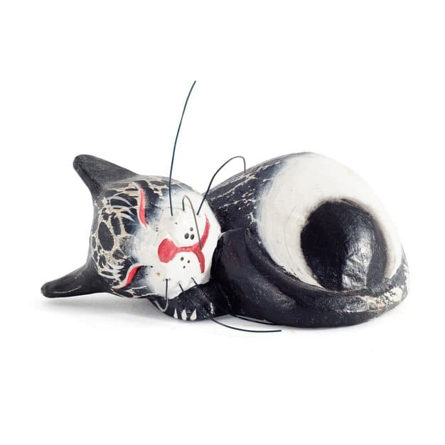 Figurine chat qui dort