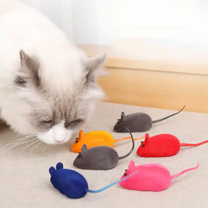 Jouet souris à couineur multicolore pour chat, plusieurs couleurs disponible