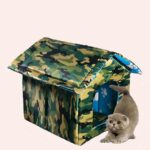 Maison pour chat à motif camouflage très confortable dans une maison