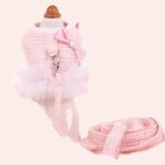 Robe en dentelle avec laisse pour chat rose très haute qualité