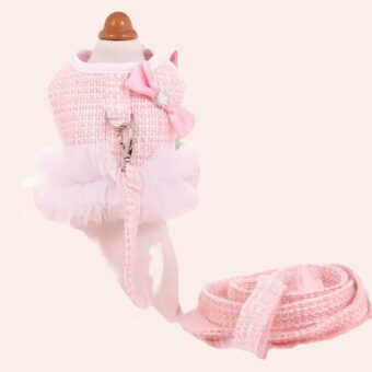 Robe en dentelle avec laisse pour chat rose très haute qualité