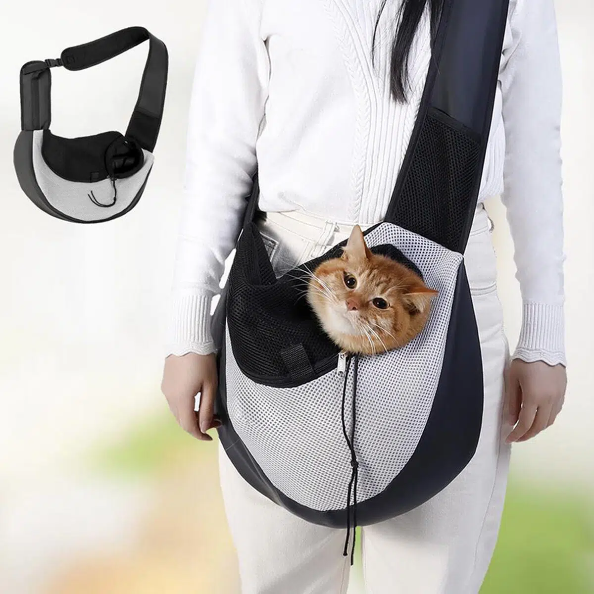 Sac à bandoulière respirant pour chat porté par une femme avec un chat à l'intérieur