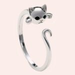 Bague argenté avec pate de chat et petite de chat