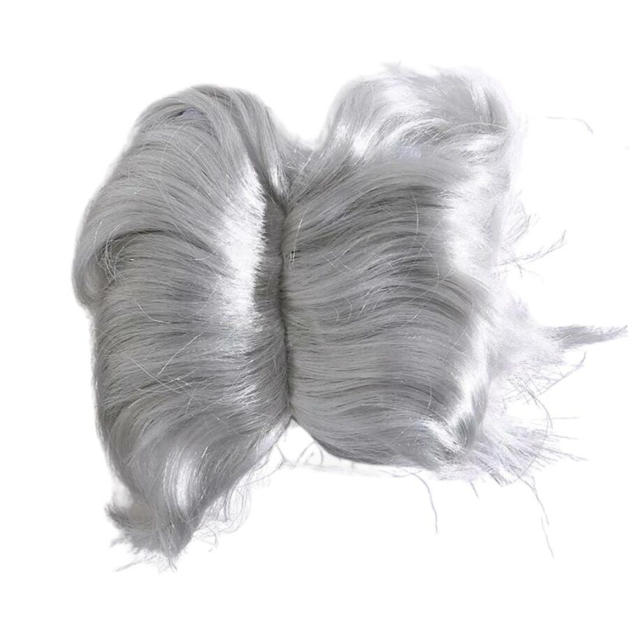 Perruque gris clair vue du dessus sur fond blanc