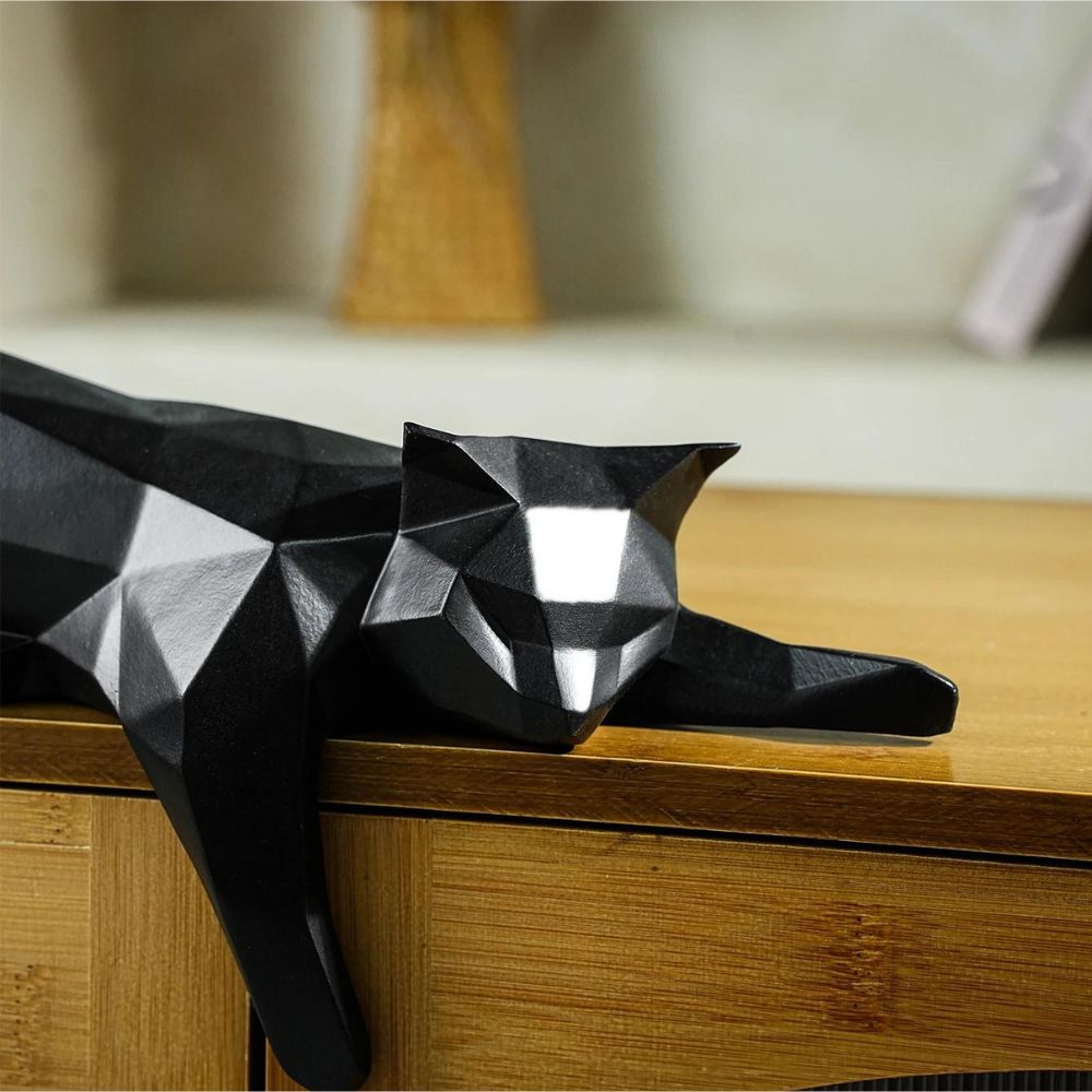Figurine Chat Couché En Plomb – 7,8 Cm – Fabrication Française
