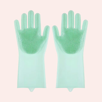 Gant toilettage pour chat en silicone long de couleur vert clair avec picots souple en silicone pour massage et nettoyage.